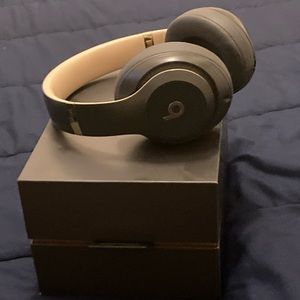Studio 3 Wireless Over Ear Beats